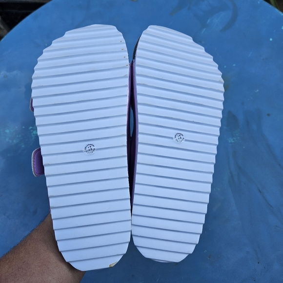ThereAbouts Sandals Girls Size 2M - Picture 14 of 14